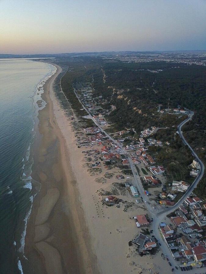 Rock'S Beach Spot Suit Costa de Caparica Eksteriør bilde